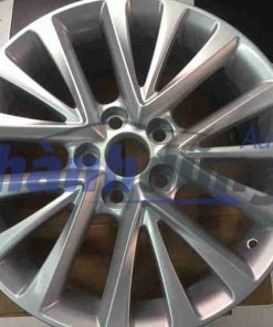 La zăng đúc Toyota Camry