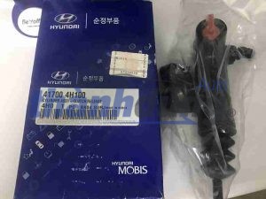 Tổng côn dưới Hyundai Starex