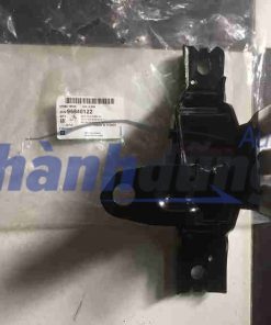 Chân máy trước phải Chevrolet Captiva