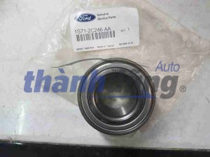 Bi may ơ trước Ford Escape