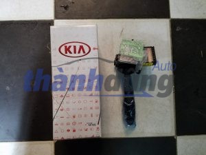 CÔNG TẮC GẠT MƯA 3 TỐC ĐỘ HYUNDAI GETZ