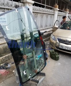KÍNH CHẮN GIÓ TRƯỚC TOYOTA COROLLA ALTIS