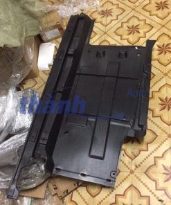 CHẮN BÙN ĐỘNG CƠ XE AUDI Q5
