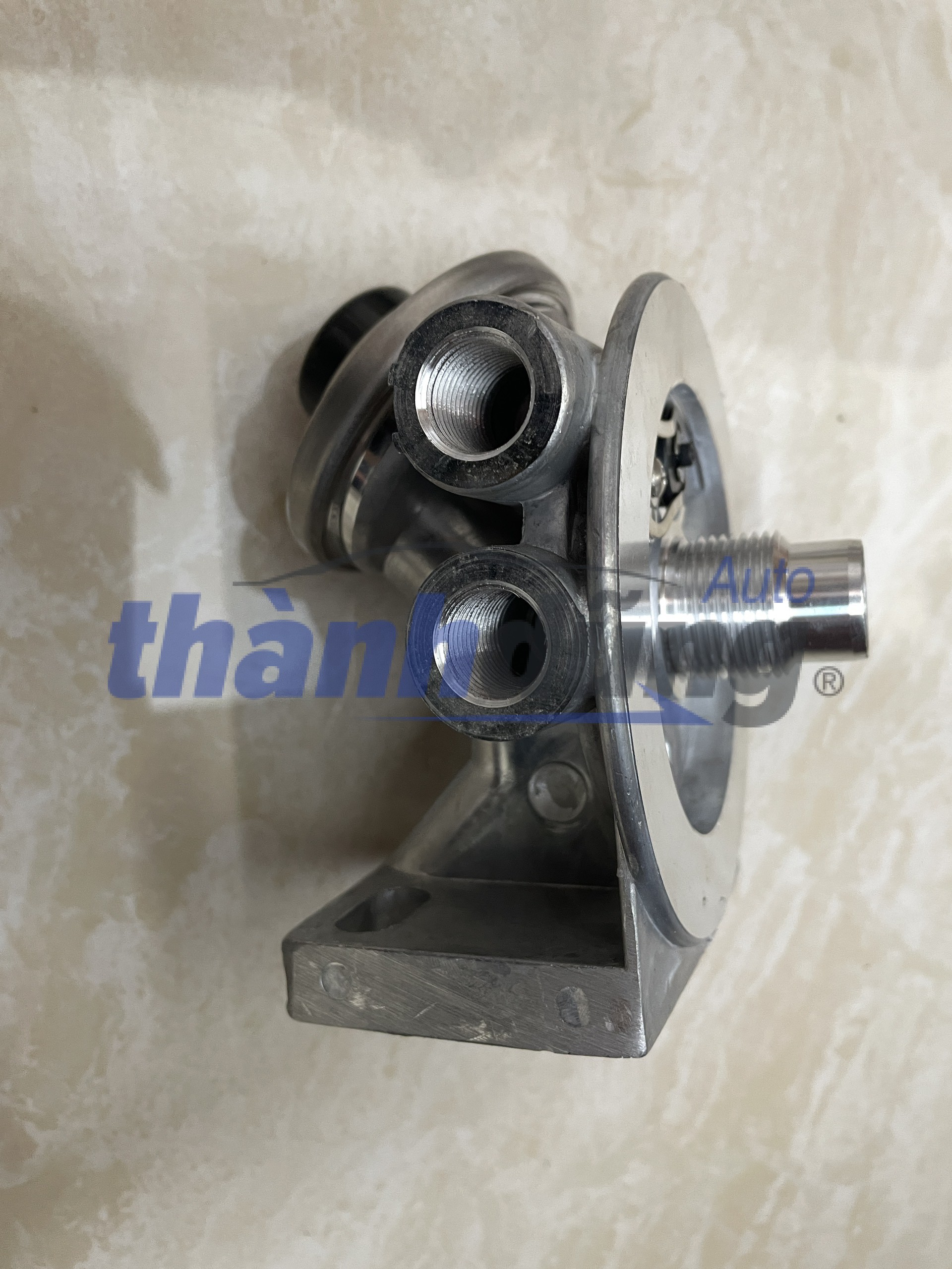 BƠM TAY NHIÊN LIỆU XE HYUNDAI COUNTY BƠM TAY NHIÊN LIỆU XE HYUNDAI COUNTY
