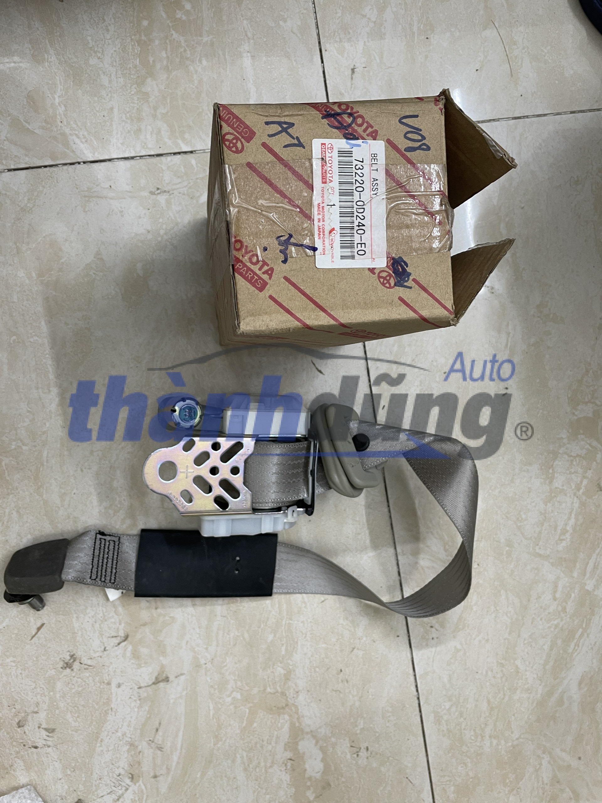 DÂY ĐAI AN TOÀN XE TOYOTA YARIS DÂY ĐAI AN TOÀN XE TOYOTA YARIS