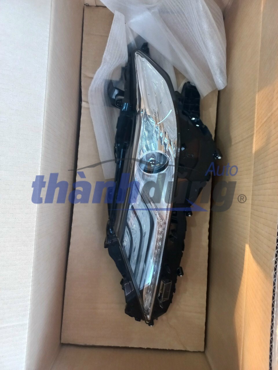 ĐÈN PHA XE TOYOTA CAMRY CHÍNH HÃNG ĐÈN PHA XE TOYOTA CAMRY CHÍNH HÃNG