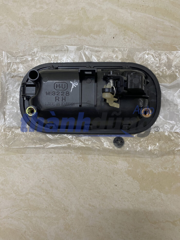 TAY MỞ CỬA MITSUBISHI CANTER Tay mở cửa ngoài Fuso Canter