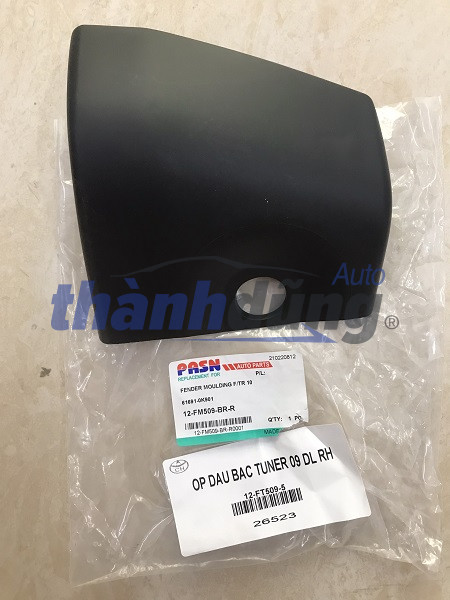 ỐP ĐẦU BẬC LÊN XUỐNG SAU TOYOTA FORTUNER ỐP ĐẦU BẬC LÊN XUỐNG SAU TOYOTA FORTUNER