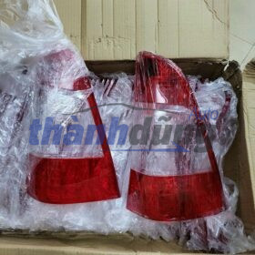 VỎ ĐÈN HẬU TOYOTA INNOVA 2012-2015