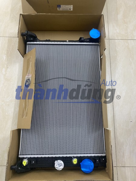 KÉT NƯỚC MERCEDES E200 KÉT NƯỚC MERCEDES E200
