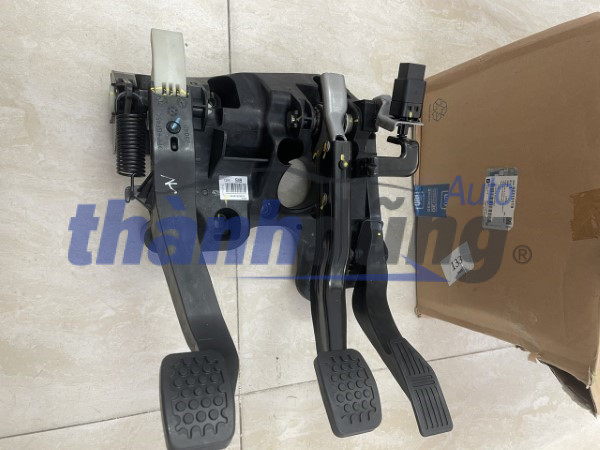 BÀN ĐẠP CHÂN CÔN CHEVROLET SPARK BÀN ĐẠP CHÂN CÔN CHEVROLET SPARK