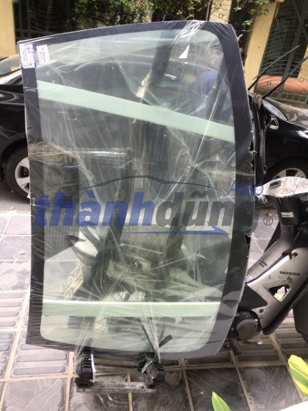 KÍNH CHẮN GIÓ TRƯỚC TOYOTA ALTIS 2015 | 5610102991 KÍNH CHẮN GIÓ TRƯỚC TOYOTA ALTIS 2015 | 5610102991
