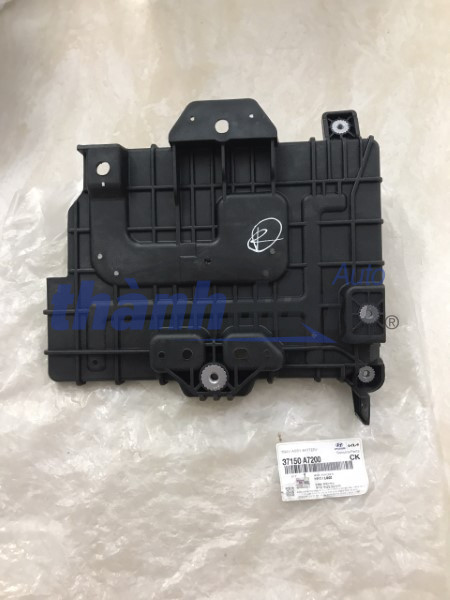 GIÁ ĐỠ BÌNH ẮC QUY KIA K3 2014 | 37150-A7200 GIÁ ĐỠ BÌNH ẮC QUY KIA K3 2014 | 37150-A7200