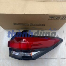 ĐÈN HẬU NGOÀI PHỤ XE TOYOTA INNOVA 2021 | 81551-VT050