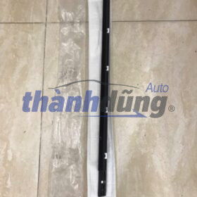NẸP CHÂN KÍNH HYUNDAI AVANTE 2006 | 822102H000