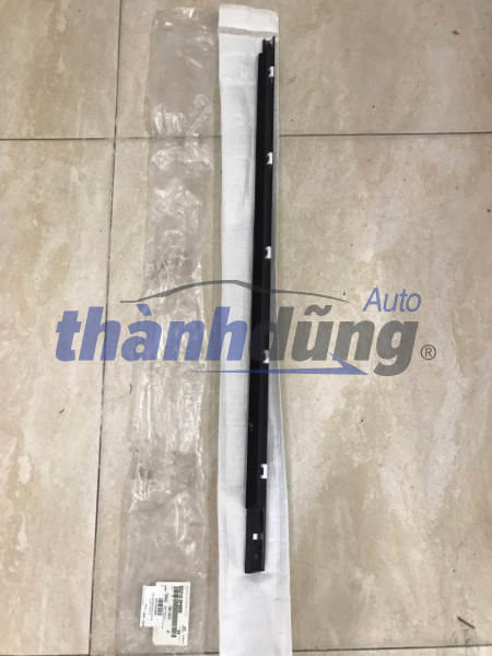 NẸP CHÂN KÍNH HYUNDAI AVANTE 2006 | 822102H000 NẸP CHÂN KÍNH HYUNDAI AVANTE 2006 | 822102H000