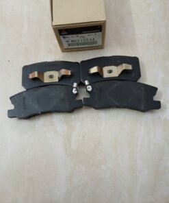 BỐ THẮNG SAU MITSUBISHI GRANDIS 2004 | MR510544