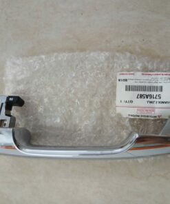 TAY MỞ CỬA XE MITSUBISHI PAJERO SPORT 2016 | 5716A587